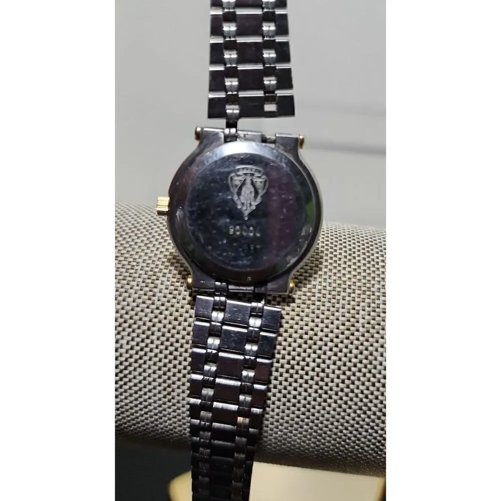 Gucci 9000L Vintage Ladies Ivory Face Watch